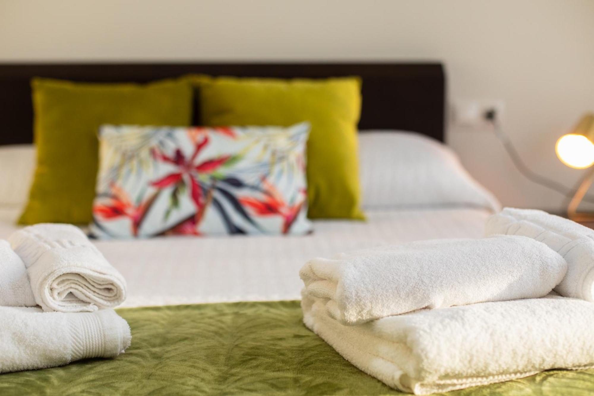 Veigas De Iria - Apartamento Turistico Vut Padrón Buitenkant foto